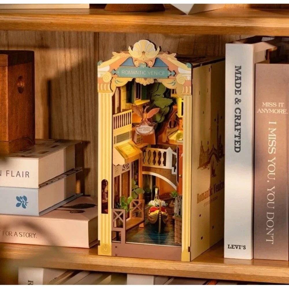 Rolife 3D Wooden Book Nook‎ & wonderland Kit DIY Miniature Venice LED Bookshelf